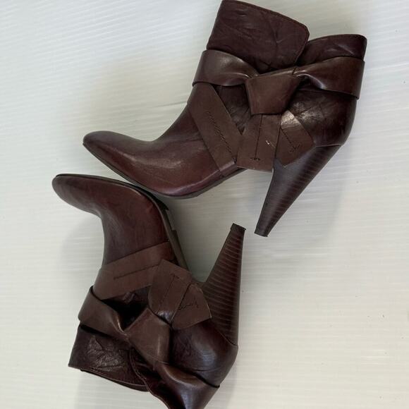 Jessica Simpson Meri boots heeled brown booties size 7.5 leather upper - Picture 6 of 9